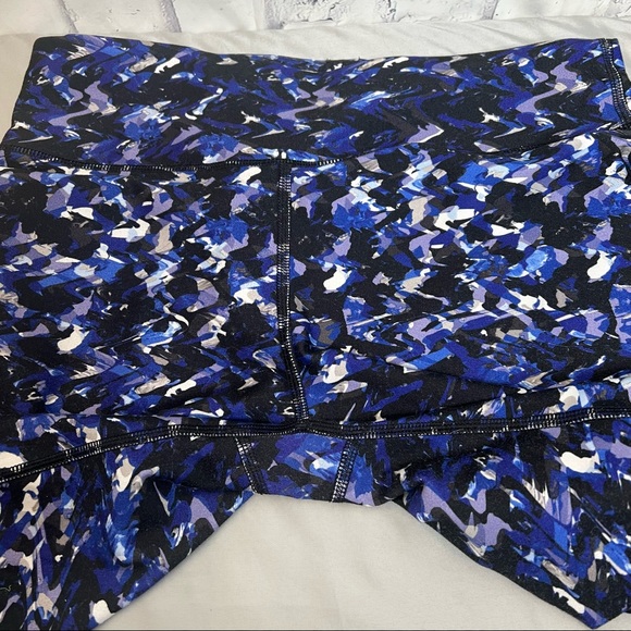 Fabletics Demi Lovato Leggings - Picture 7 of 10